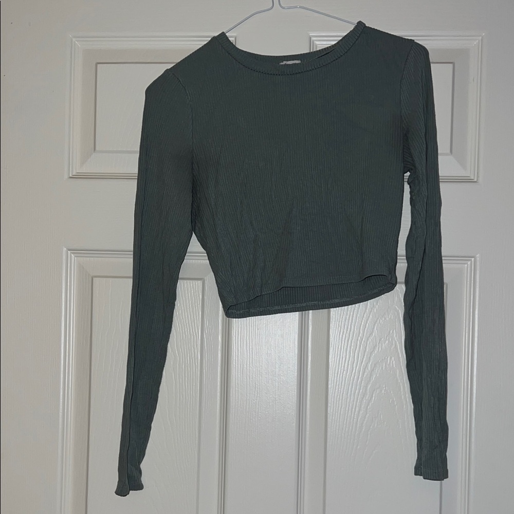 Garage Dark Green Long Sleeve Crop Top